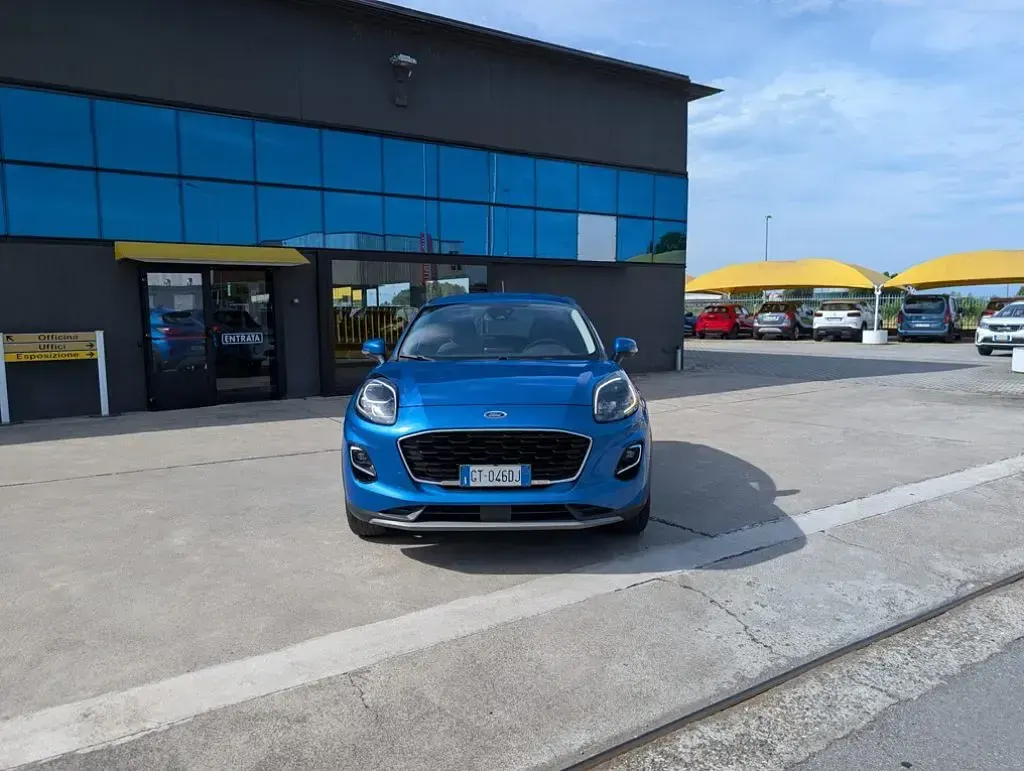 Usata Ford Puma Titanium 125 CV (91 kW) 2024 Blu / metallizzato SUV