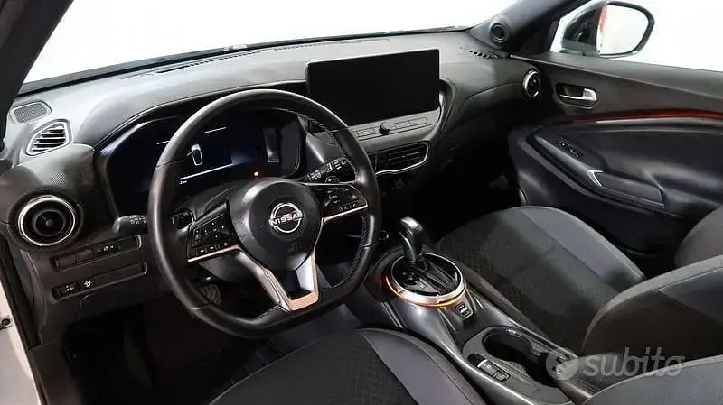 Usata Nissan Juke N-Connecta 114 CV (83 kW) 2025 Bianco SUV