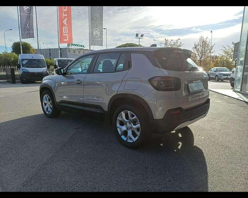 Usata Jeep Avenger Altitude 101 CV (74 kW) 2024 Grigio SUV