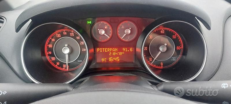 Usata Fiat Punto 95 CV (69 kW) 2013 Bianco Utilitaria
