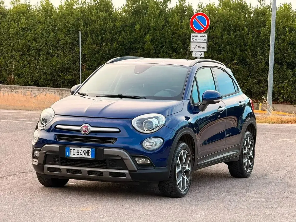 Usata Fiat 500X Cross 140 CV (102 kW) 2016 Bluazzurro SUV