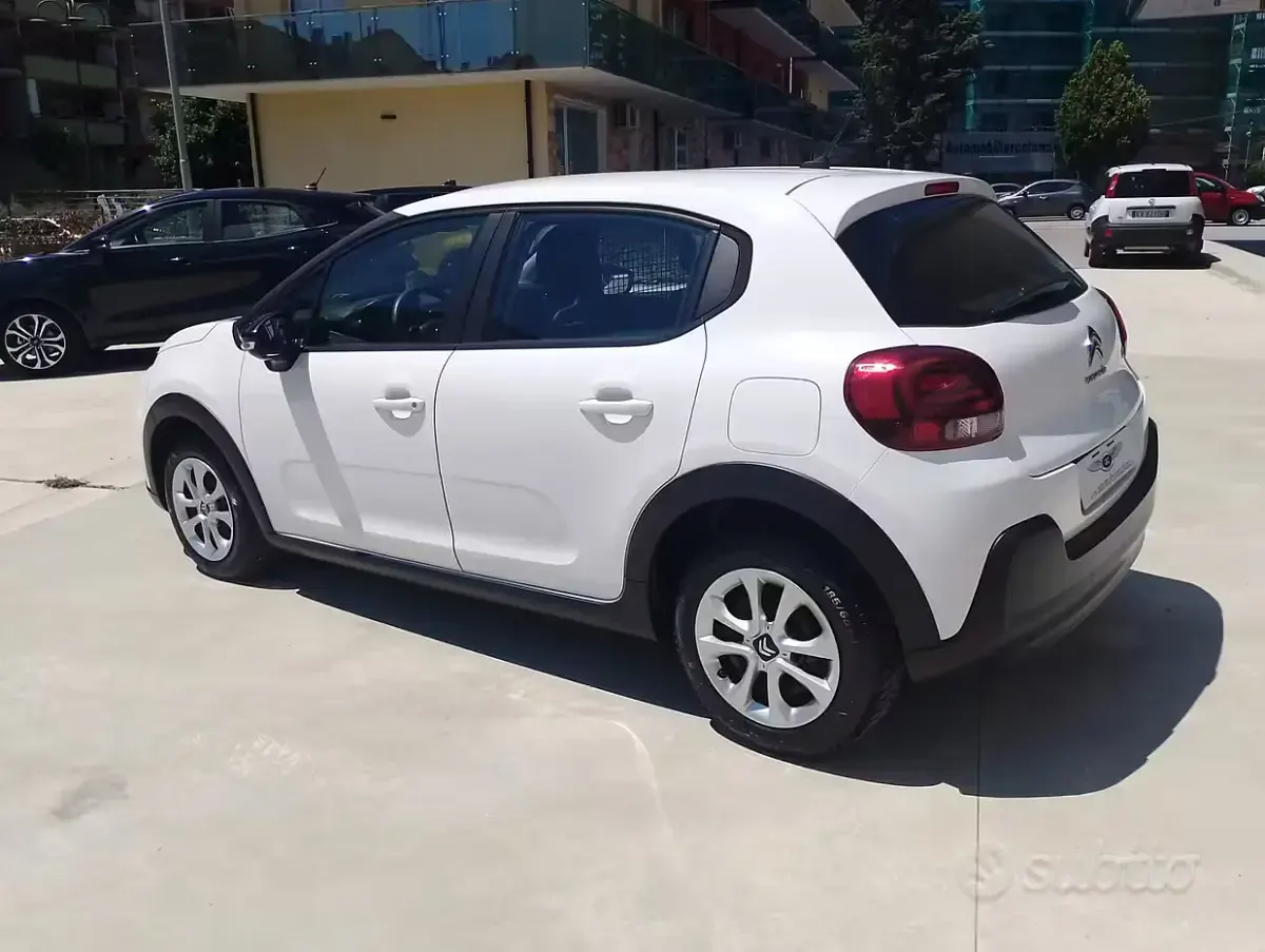 Usata Citroën C3 Feel 102 CV (75 kW) 2020 Bianco Utilitaria