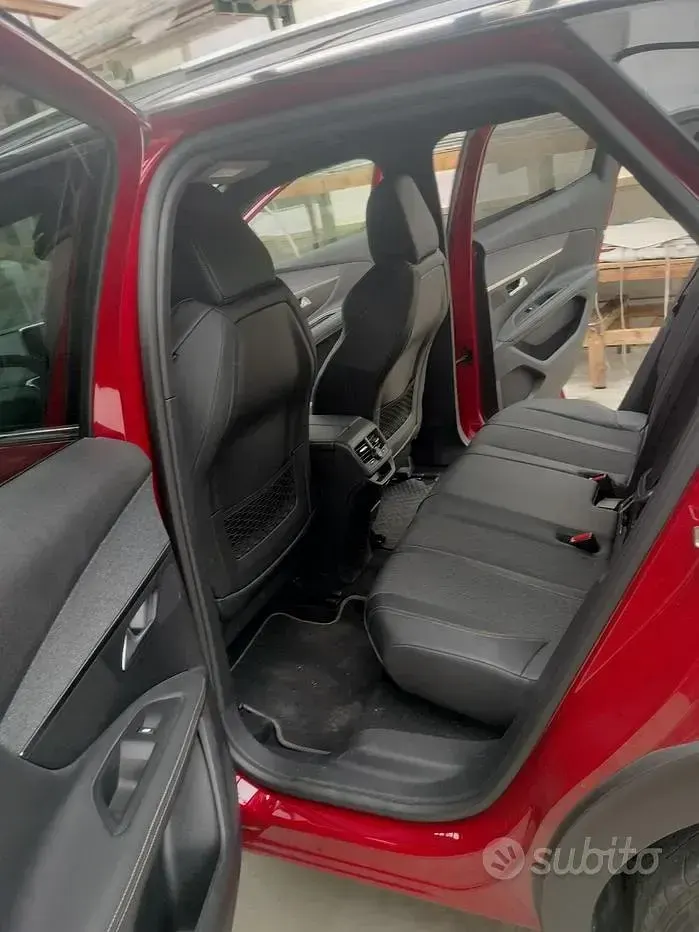 Usata Peugeot 3008 131 CV (96 kW) 2019 Rosso SUV