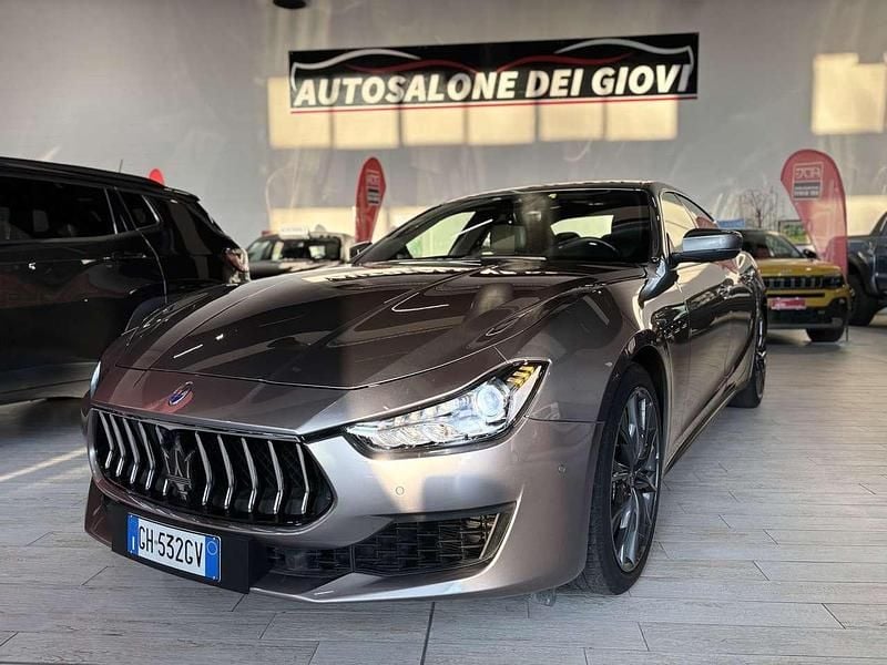 Usata Maserati Ghibli 330 CV (242 kW) 2021 Grigio granito (metallizzato) Berlina