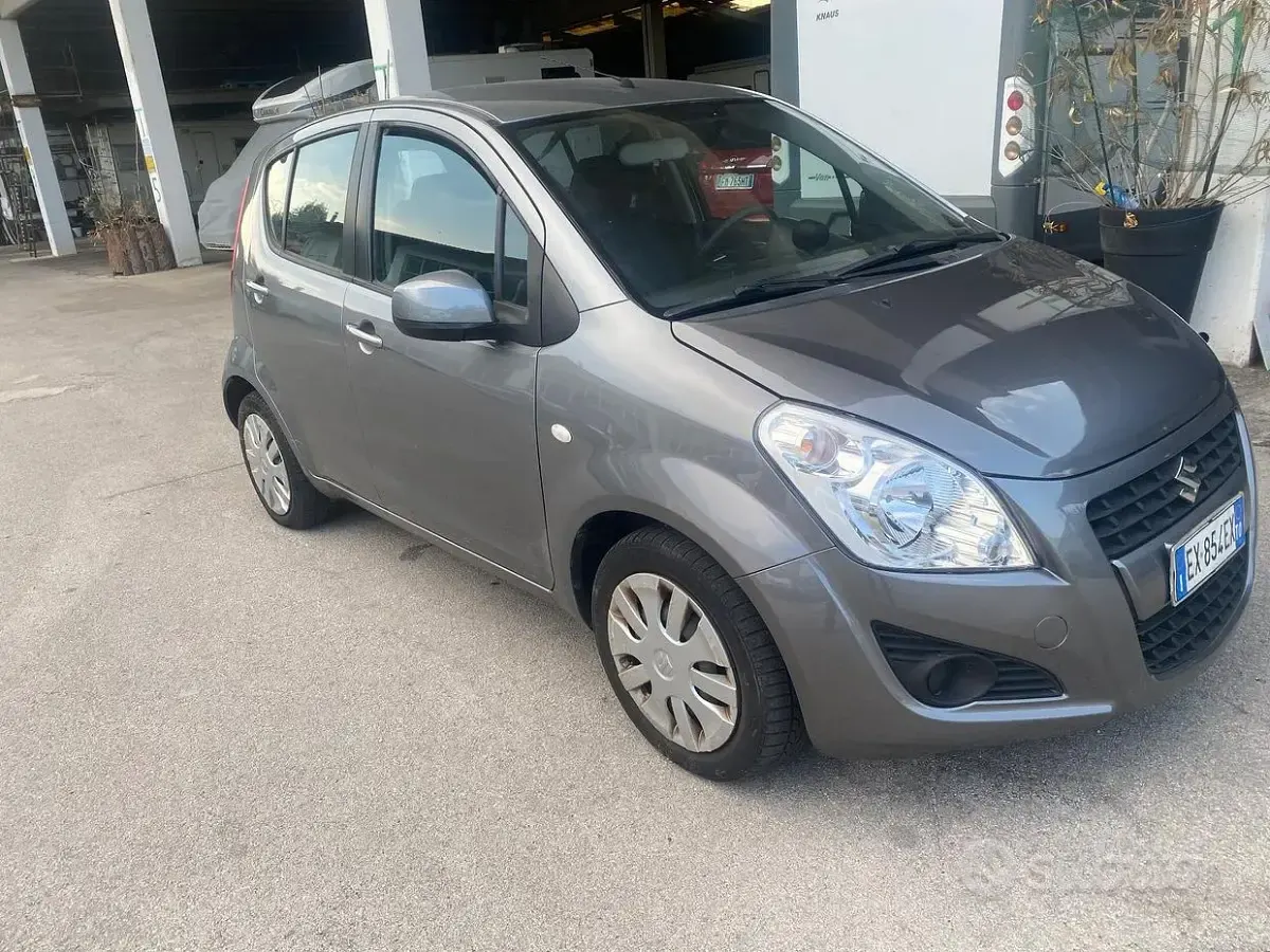 Usata Suzuki Splash GL 68 CV (50 kW) 2014 Grigio Utilitaria