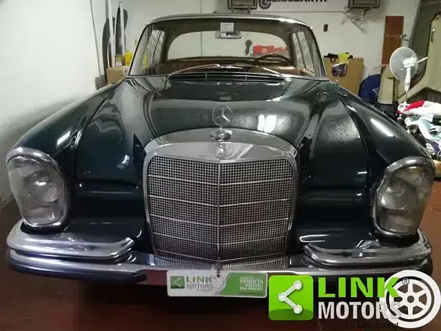 Usata Mercedes 220 SE 120 CV (88 kW) 1962 Verde Coupé