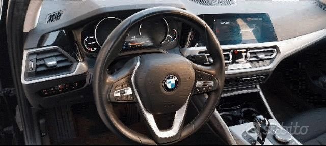 Usata BMW 318 98 CV (72 kW) 2019 Nero Berlina