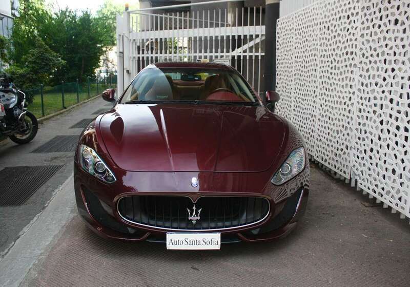 Usata Maserati Granturismo 460 CV (338 kW) 2016 Nuovo bordeaux pontevecchio Coupé