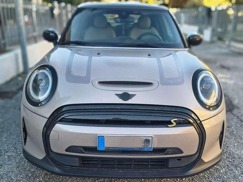 Grigio Usata 2021 Mini Cooper SE Collection Utilitaria | 20.000 € (Cara) - Immagine 1/4