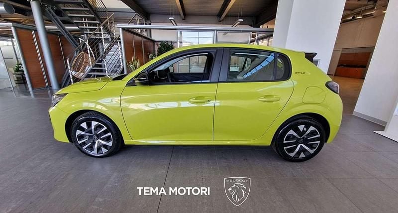 Nuova Peugeot 208 Style 101 CV (74 kW) 2025 Giallo agueda Utilitaria