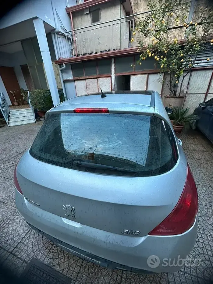 Usata Peugeot 308 110 CV (80 kW) 2007 Grigio Utilitaria
