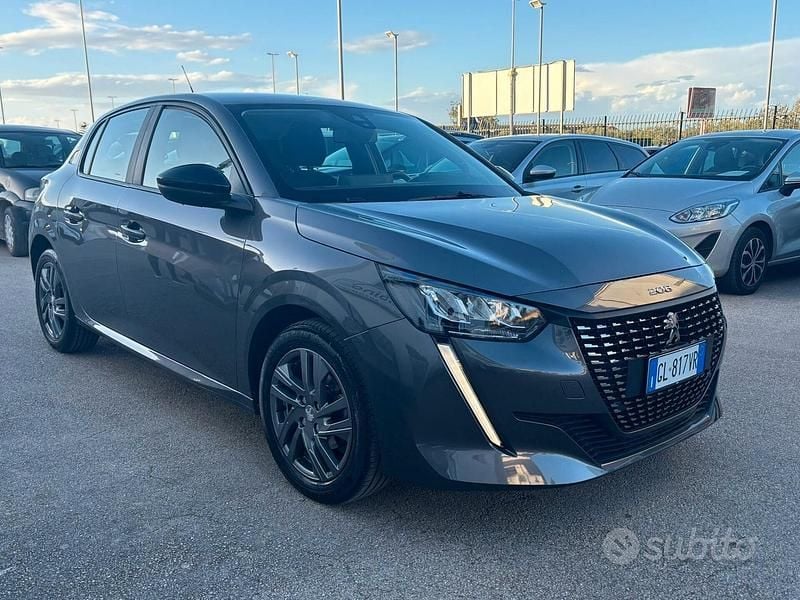 Usata Peugeot 208 Allure 100 CV (73 kW) 2022 Grigio Utilitaria