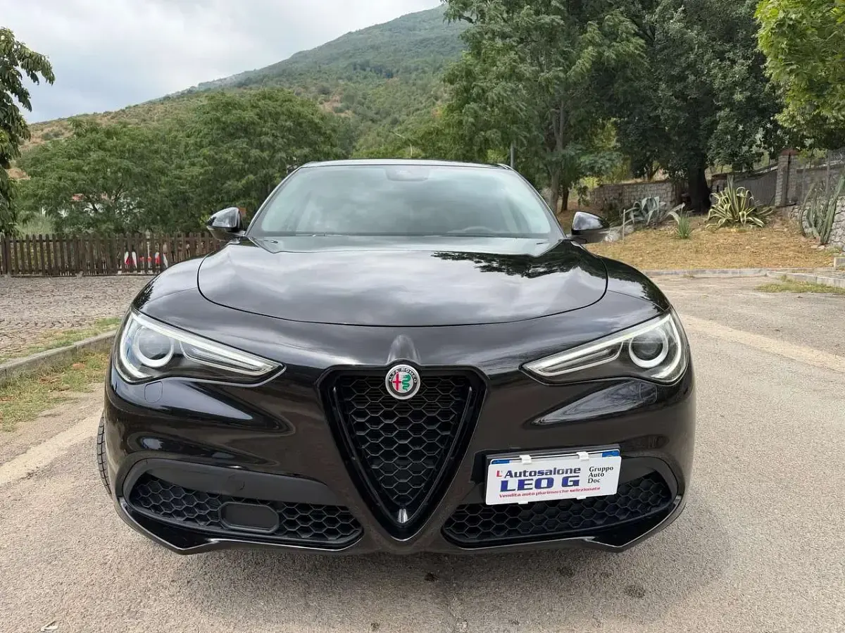 Usata Alfa Romeo Stelvio Ti 190 CV (139 kW) 2021 Nero SUV