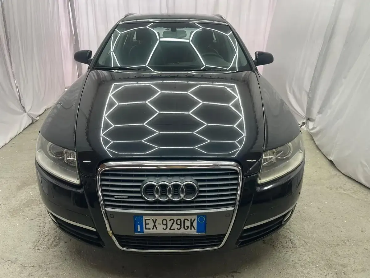 Begagnad Audi A6 233 HK (171 kW) 2008 Svart Kombi