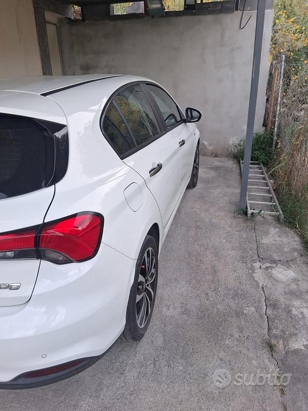 Usata Fiat Tipo 2017 Bianco Berlina