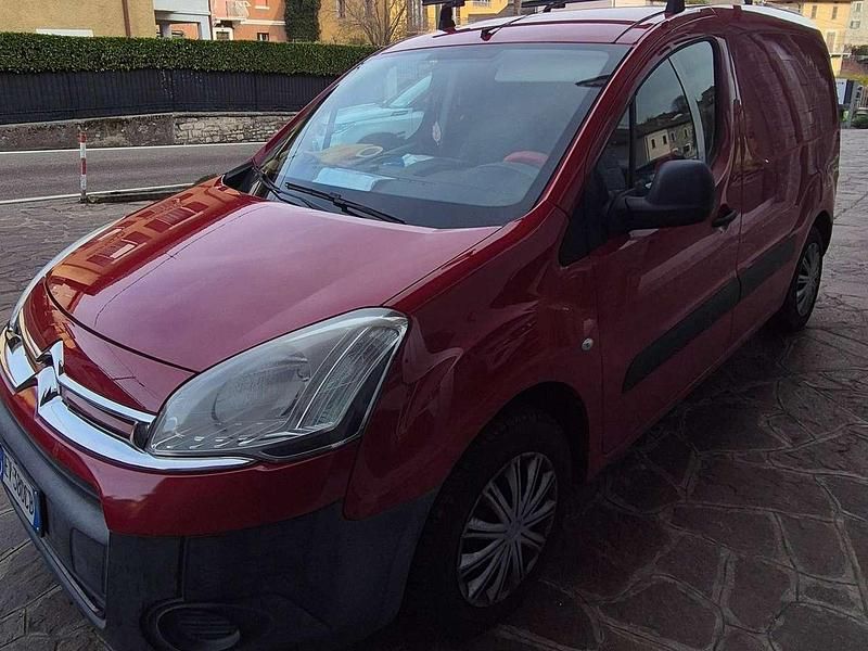 Usata Citroën Berlingo 75 CV (55 kW) 2014 Rosso Monovolume