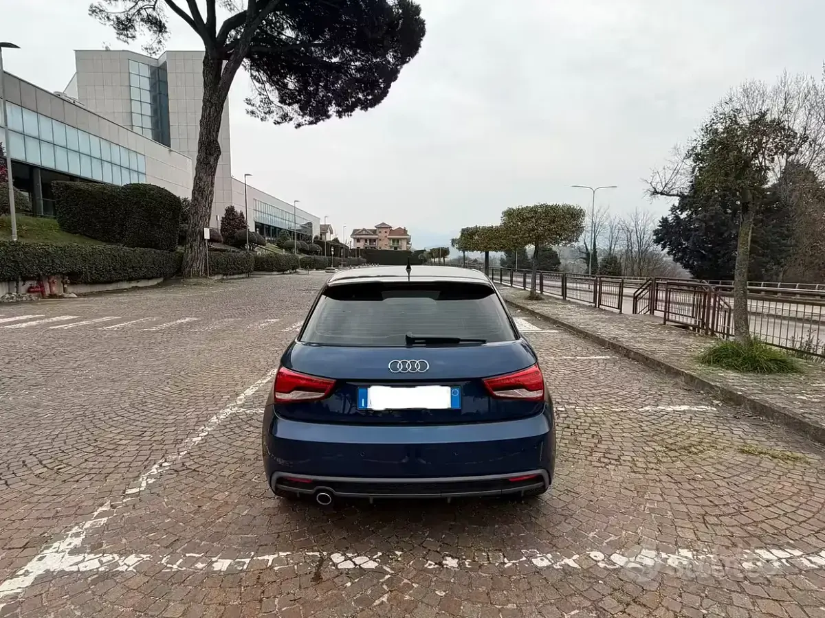 Usata Audi A1 S-Line 90 CV (66 kW) 2018 Bluazzurro Berlina