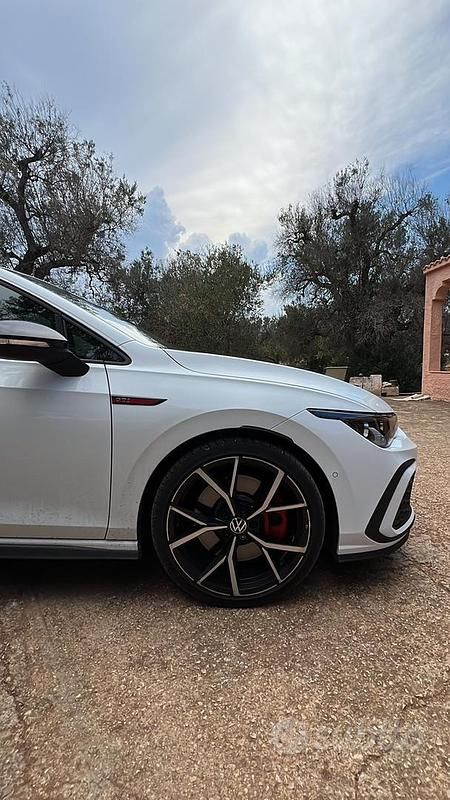 Usata VW Golf VIII GTI 2023 Bianco Berlina