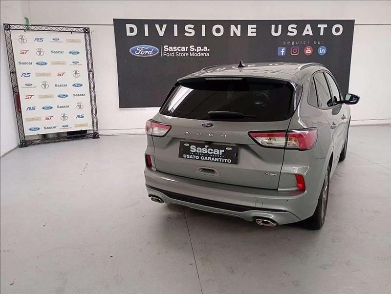 Usata Ford Kuga ST-Line 190 CV (139 kW) 2023 Argento SUV