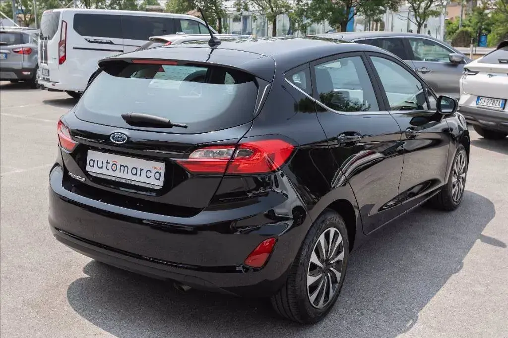 Usata Ford Fiesta Titanium 75 CV (55 kW) 2022 Nero metallizzato Utilitaria