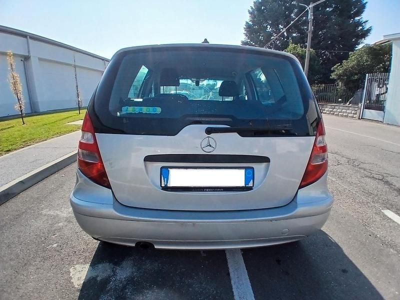 Usata Mercedes A150 Avantgarde 95 CV (69 kW) 2007 Argento Berlina