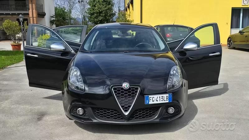Usata Alfa Romeo Giulietta 120 CV (88 kW) 2016 Nero Utilitaria