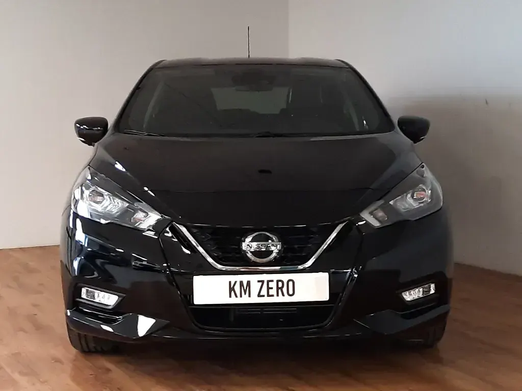 Usata Nissan Micra Tekna 125 CV (91 kW) 2023 Nero Utilitaria