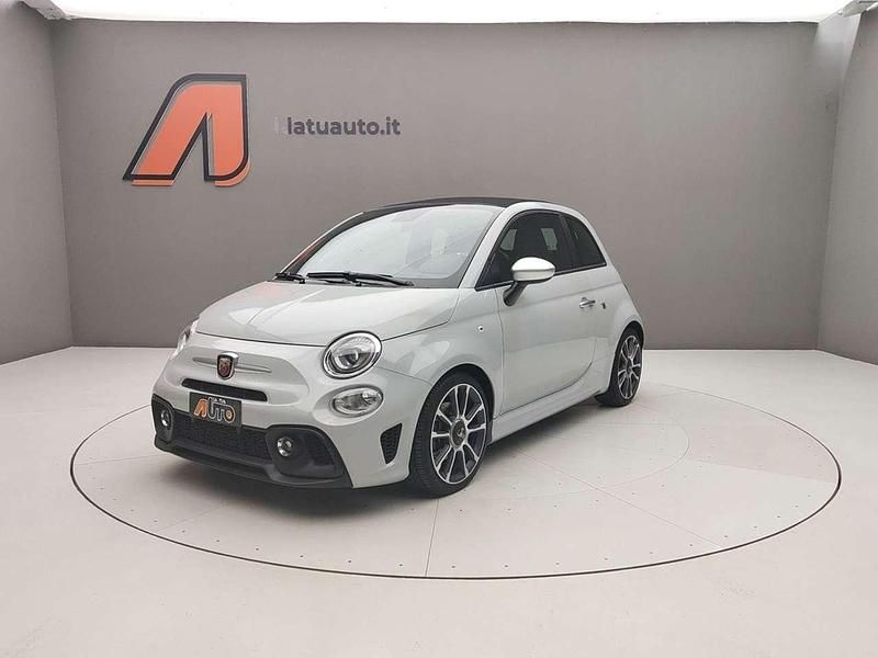 Grigio campovolo Usata 2023 Abarth 595C Cabrio | 23.590 € (Buon prezzo) - Immagine 1/4