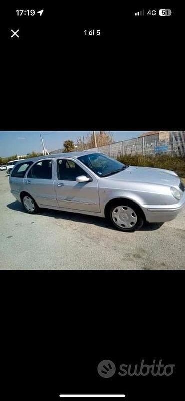 Usata Lancia Lybra 116 CV (85 kW) 2002 Grigio Berlina