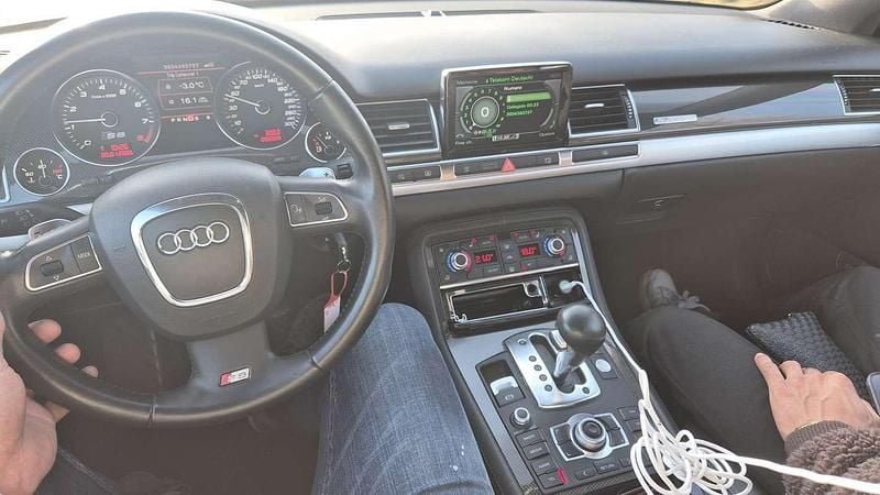 Usata Audi S8 Ambiente 450 CV (330 kW) 2010 Berlina