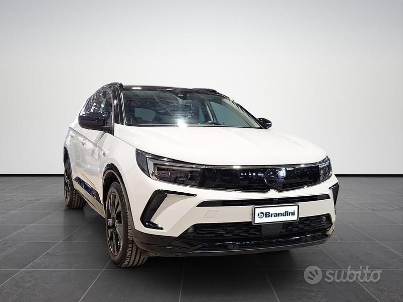 Usata Opel Grandland X 225 CV (165 kW) 2025 Bianco tetto nero SUV