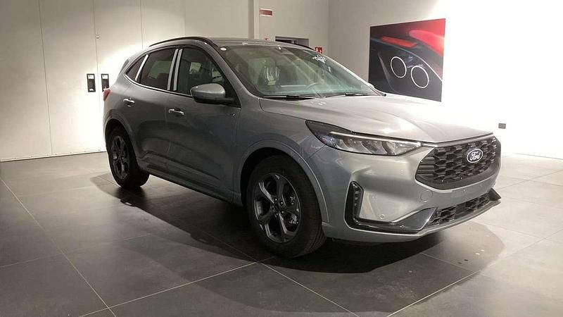 Nuova Ford Kuga ST-Line 179 CV (131 kW) 2025 Argento SUV