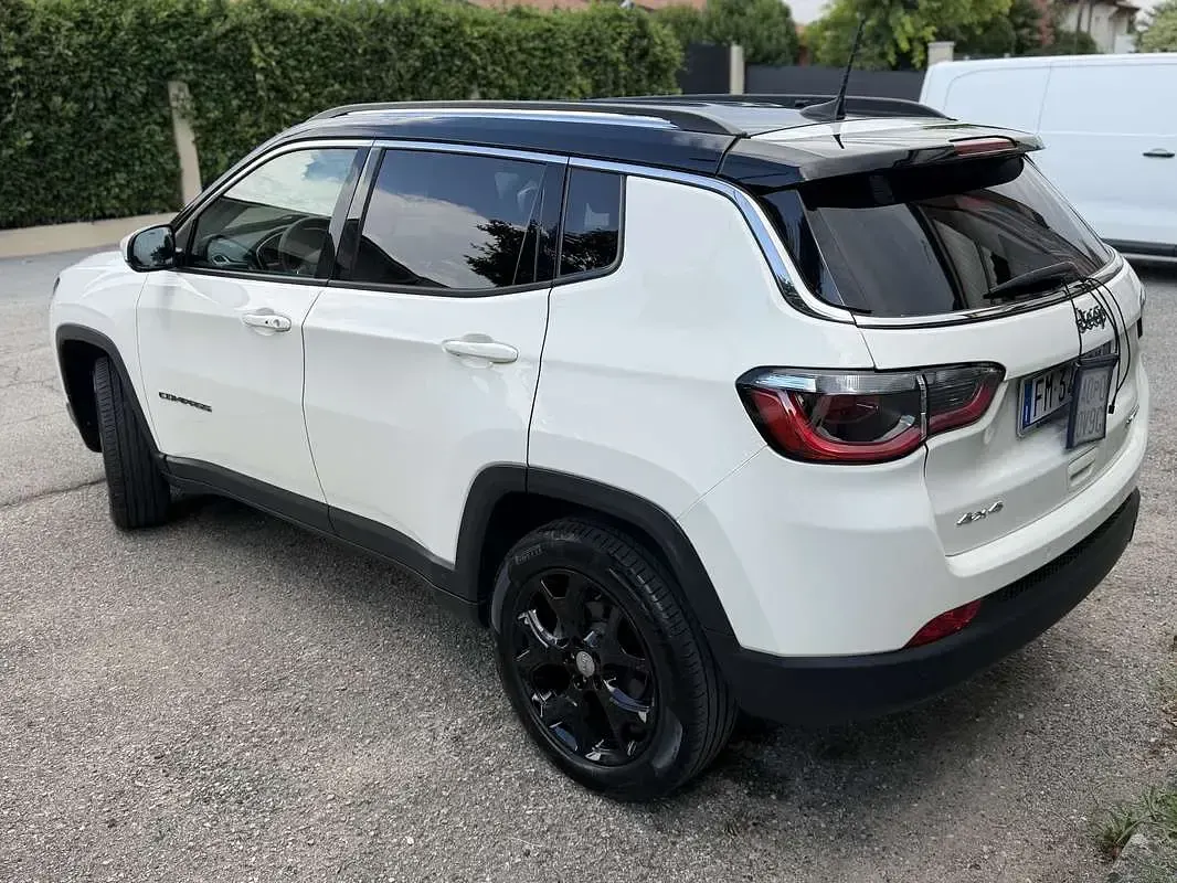 Usata Jeep Compass Limited 140 CV (102 kW) 2018 Bianco SUV