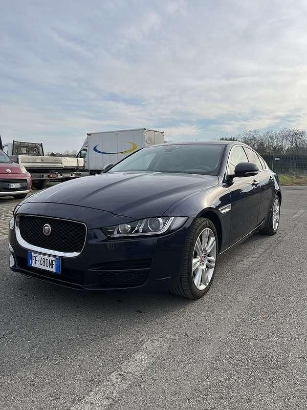 Usata 2016 Jaguar XE Business Edition Tre volumi | 15.500 € (Buon prezzo) - Immagine 1/4