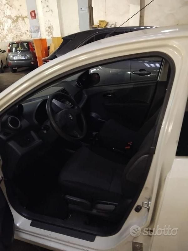 Usata Suzuki Alto 68 CV (50 kW) 2013 Utilitaria