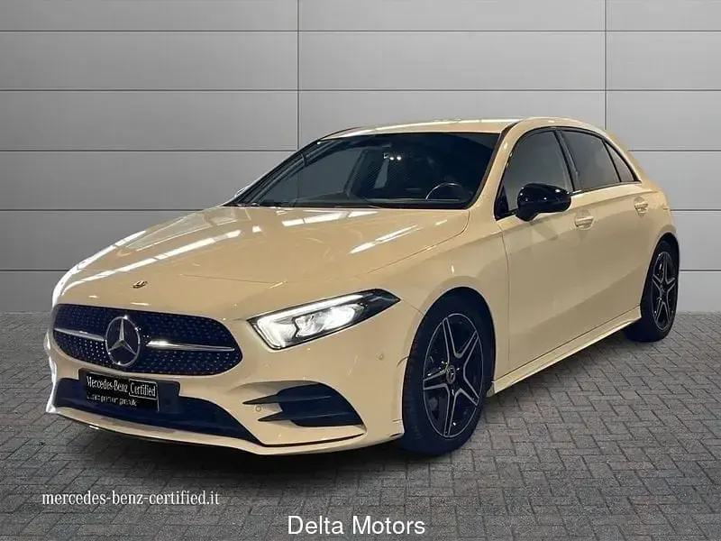Usata Mercedes A200 Premium 150 CV (110 kW) 2019 Berlina