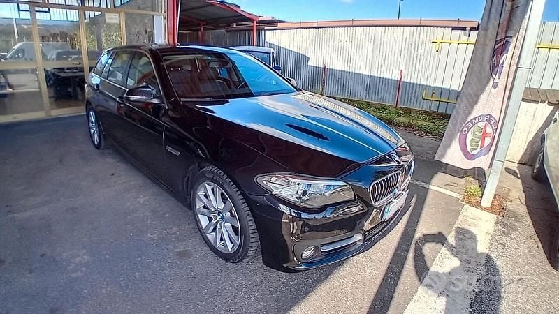 Usata BMW 520 184 CV (135 kW) 2014 Nero Station wagon