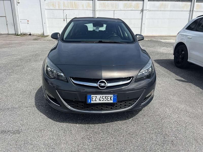 Usata Opel Astra Cosmo 110 CV (80 kW) 2015 Other Berlina