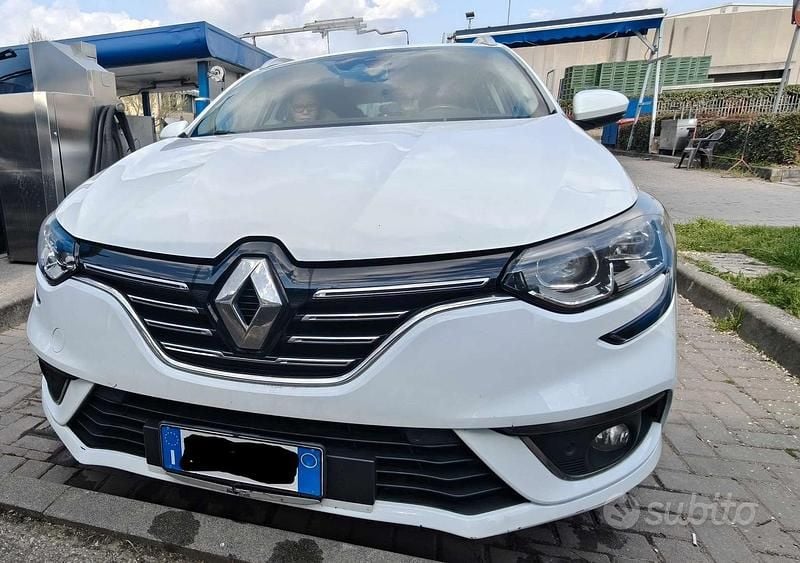 Usata Renault Mégane GrandTour 110 CV (80 kW) 2017 Bianco Station wagon