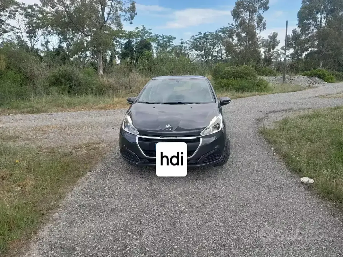 Usata Peugeot 208 Allure 75 CV (55 kW) 2017 Grigio Utilitaria