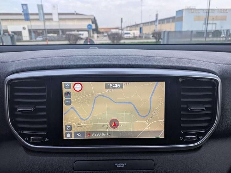 Usata Kia Sportage Style 132 CV (97 kW) 2021 Grigio SUV