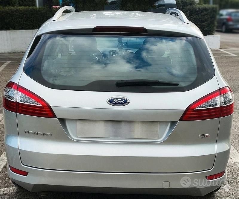 Usata Ford Mondeo 140 CV (102 kW) 2010 Station wagon