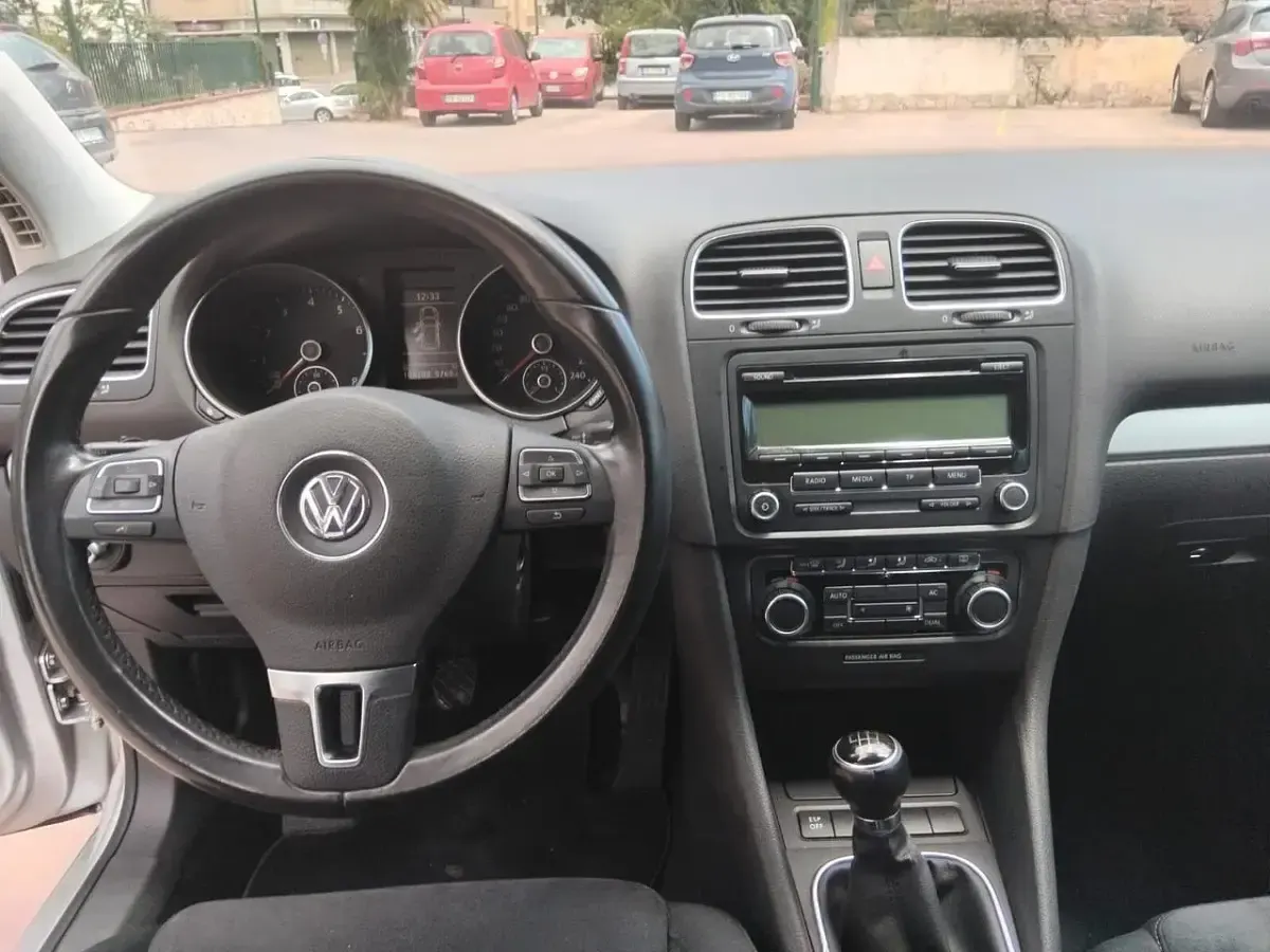 Usata VW Golf VI 160 CV (117 kW) 2010 Argento Utilitaria
