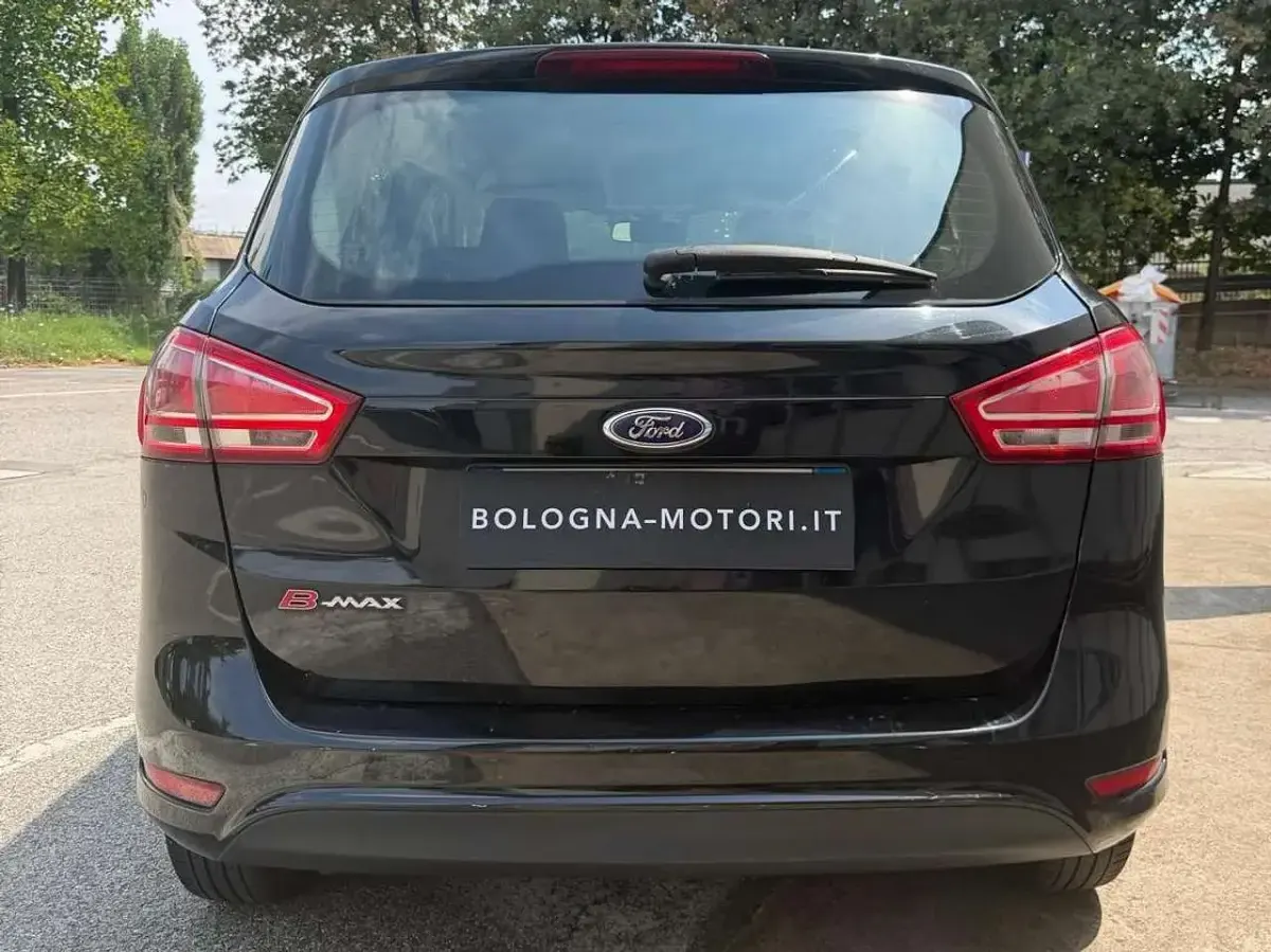 Usata Ford B-MAX 90 CV (66 kW) 2015 Nero Monovolume