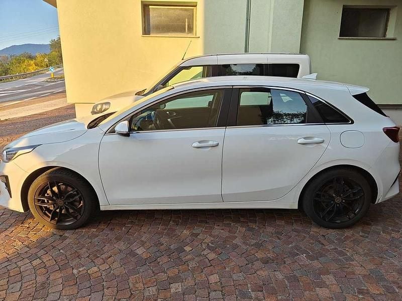 Usata Kia Ceed 116 CV (85 kW) 2019 Bianco Utilitaria