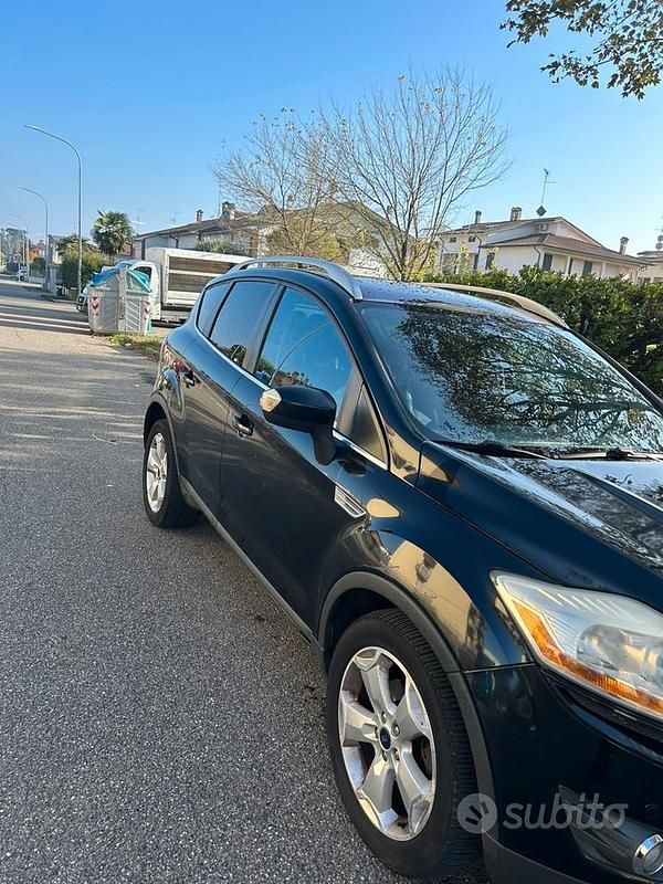 Usata Ford Kuga Titanium 136 CV (100 kW) 2008 SUV