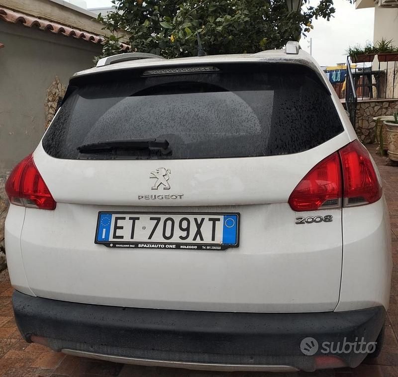 Usata Peugeot 2008 82 CV (60 kW) 2014 Bianco SUV
