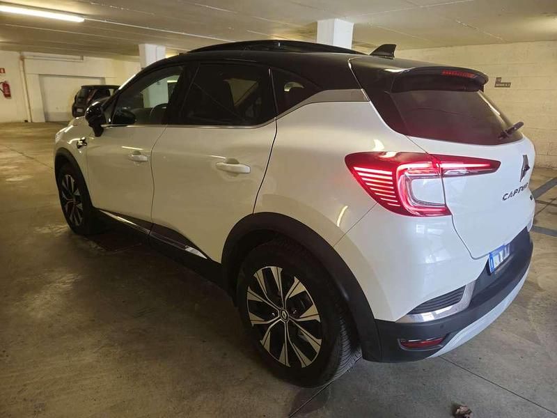 Usata Renault Captur Business 94 CV (69 kW) 2023 Bianco SUV