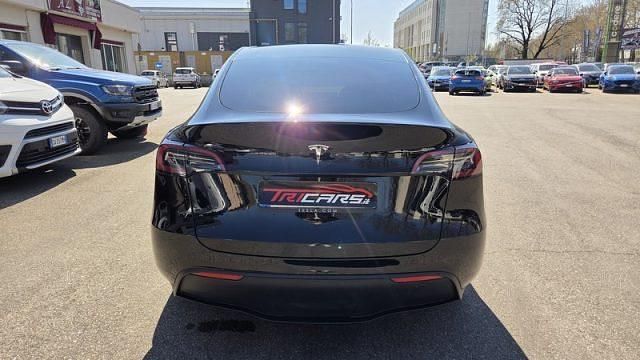 Usata Tesla Model Y RWD 250 kW (340 CV) 2024 Nero SUV