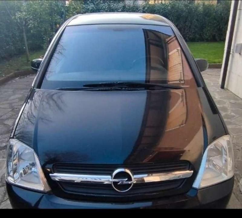 Usata Opel Meriva Cosmo 101 CV (74 kW) 2005 Monovolume